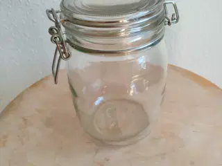 IKEA opbevaringsglas i glas. 