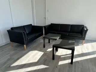 Klassisk sofasæt i sort bøffellæder