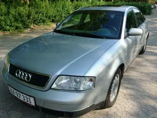 Audi A6, 2,4 Ambiente, Benzin