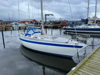 Sweden Yachts 34