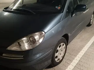Peugeot 807 2,0 HDi 136 SR