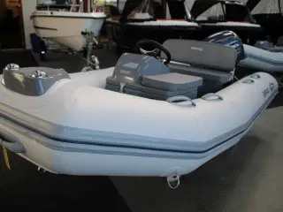 Brig F330T Falcon Tender