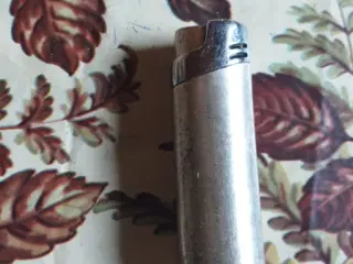 Lighter gas 