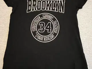 T-shirt fra GinaTricot