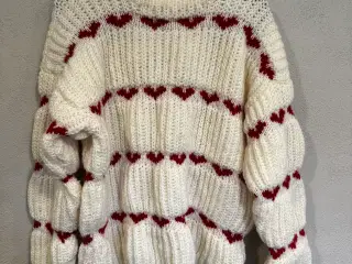 Hjemmestrikket uld sweater