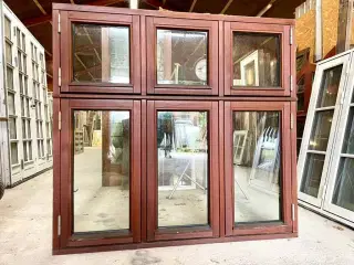 3-fags Dannebrogs-termovindue i teaktræ