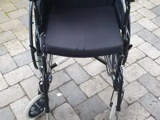 Kørestol sælges 