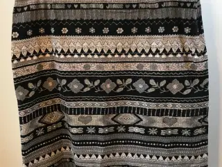 Moschino, superflot nederdel, str 42