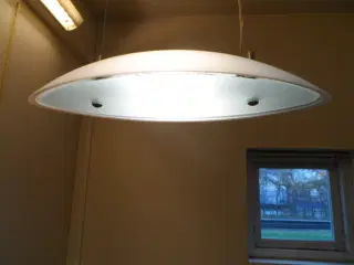 Pendle med R7S pære