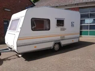 Knaus Sudwind 390