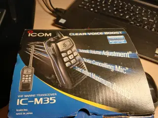 VHF radio ICOM M35