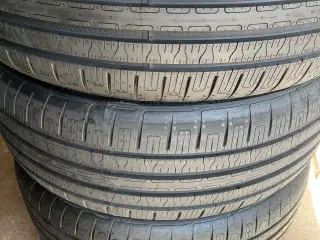 215-55-18 Sommerdæk Goodyear.