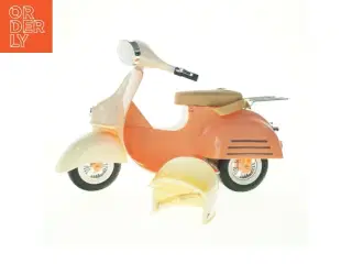 Legetøjs scooter med hjelm (str. 50 x 20 cm)