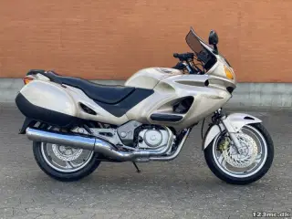 Honda NT 650 Deauville