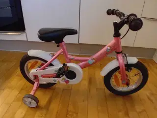 12 tommer børnecykel mærke Puch.