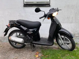 Retro scooter med plader