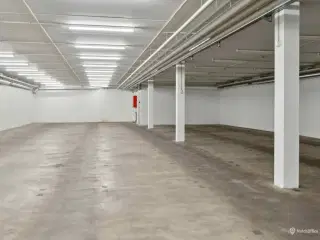Lager/depot med central beliggenhed i Kgs. Lyngby