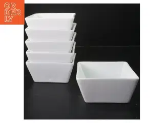 Sæt med 6 hvide porcelænsskåle fra aida (str. 6 stk 12x12 cm)