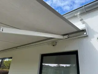 Robust BRUSTOR helkassette-markise - 5,2 meter