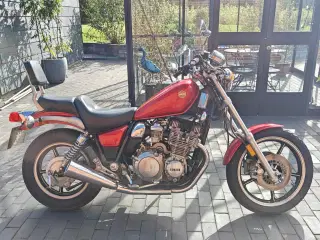 Yamaha XJ700 Maxim motorcykel