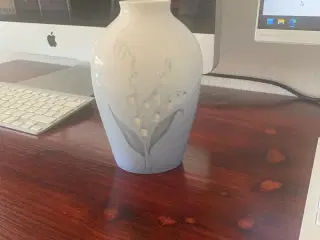 B&G vase 