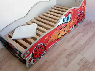 Lynet McQueen junior seng incl madrass 