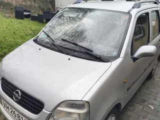 Opel agila 