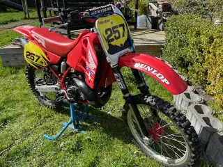 Honda CR250R 1989