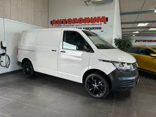 VW Transporter 2,0 TDi 150 Kassevogn DSG kort