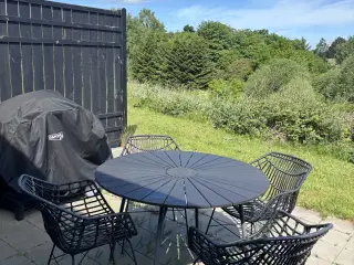 Havemøbler - 4 x stole + bord