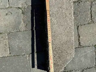 Brudplante sten til afhentning