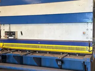 STROJÀRNE PIESOK NTA 3150/16 PLADESAKS