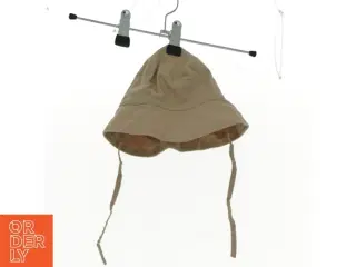 Solhat/bøllehat fra H&M (str. 80 cm)