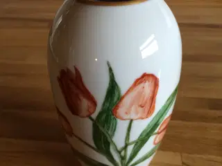 Vase med guldkant