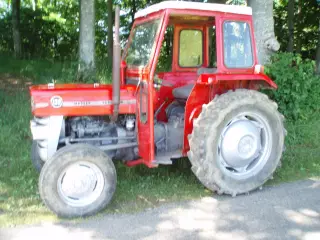 Massey Ferguson 135, 3 cyl diesel, 1971