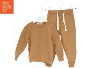 Sweatsæt i brun fra Minymo (str. 98)