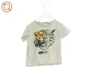 T-Shirt fra VRS (str. 104 cm)