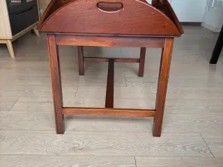 Butlers tray coffee table 