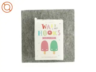 Vægkrog formet som ispinde (2 styks)