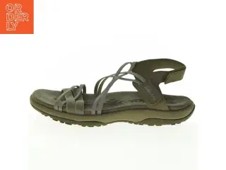 Sandal med remme fra Skechers (str. 39(40)