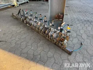 manifold-setup med 8 styk membranpumper