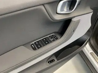 Polestar 2  Standard Range