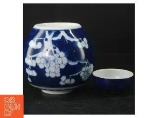 Kinesisk blå-hvid porcelænskrukke (str. 16 cm)