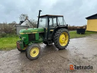 John Deere 2040