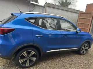 MG ZS EV LUXERY