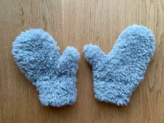 Hjemmestrikkede vanter