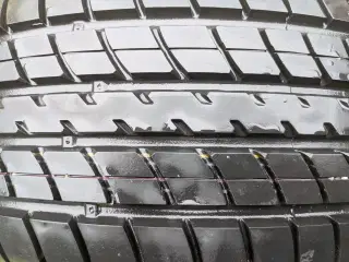 NYE DÆK 255/60R15
