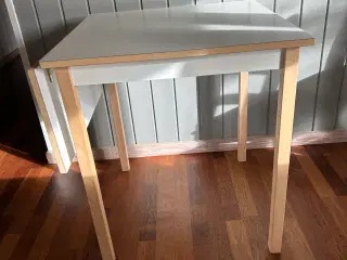Vesterby klapbord