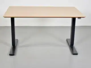 Scan office hæve-/sænkebord med bøgefiner, 120 cm.