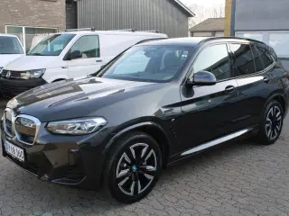 BMW iX3  Charged M-Sport